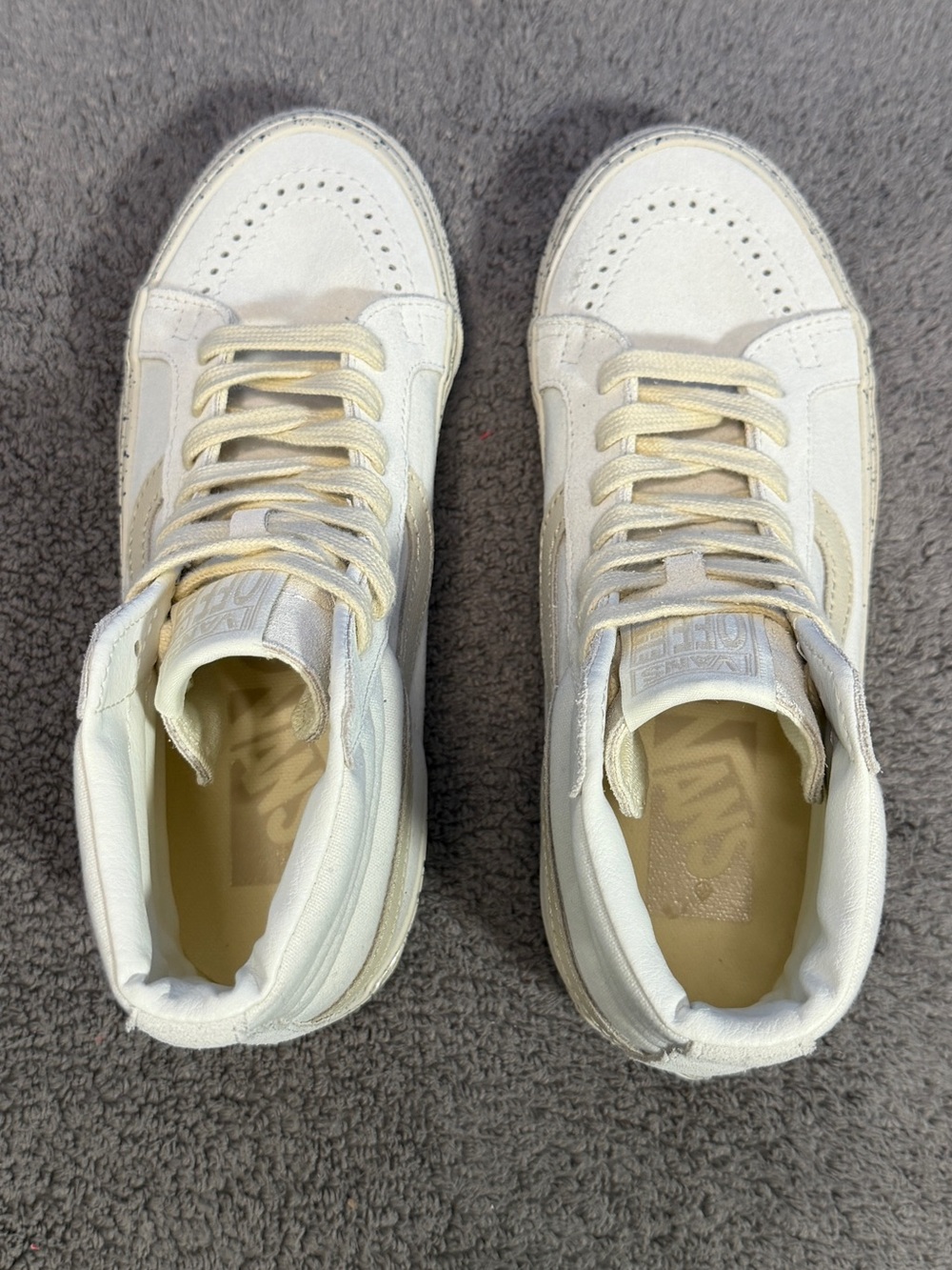 Vans
Sk8 hi
Spotted
Brand new - Picture 6 of 12